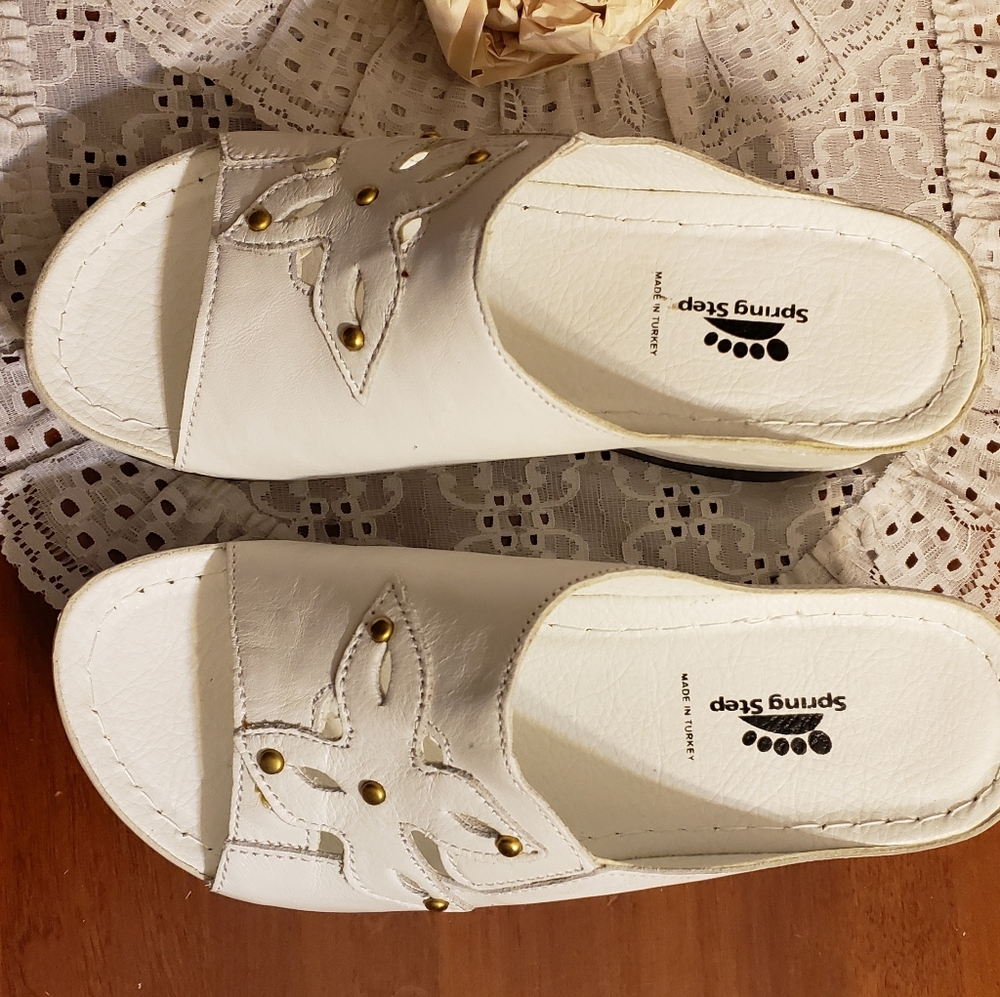 New Spring Step White Sandals